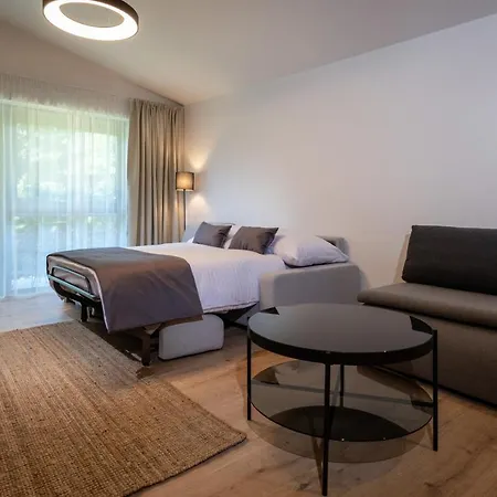 Talberg Sk - Garage Parking - Quiet Place - Brand New - Апарт-отель 4*