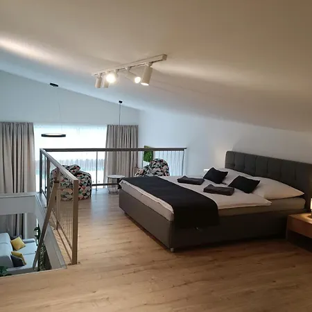 Talberg Sk - Garage Parking - Quiet Place - Brand New -