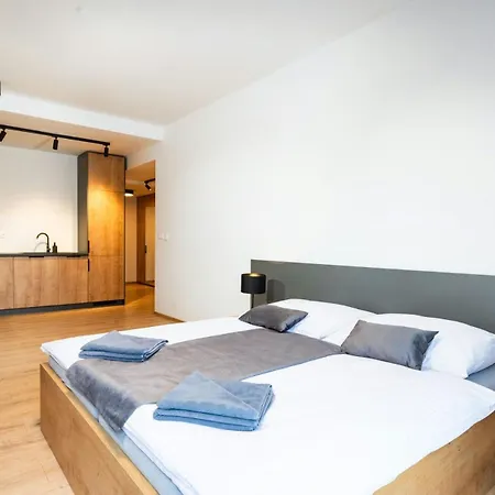 Talberg Sk - Garage Parking - Quiet Place - Brand New - 4* Тале